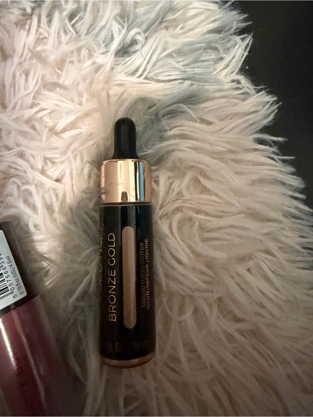 Revolution Liquid Highlighter - Bronze Gold Shade